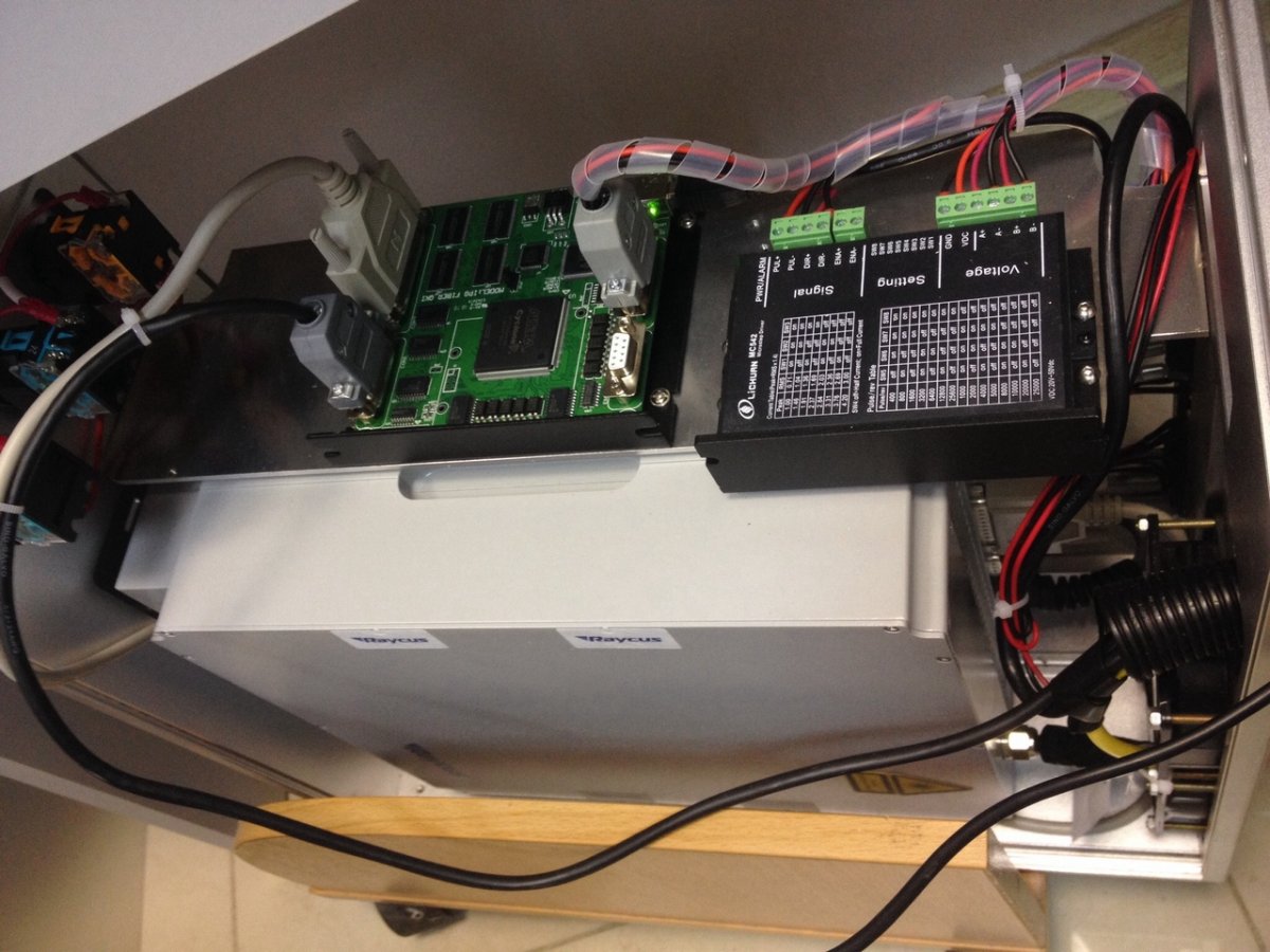 EC110tB3hR8.jpg