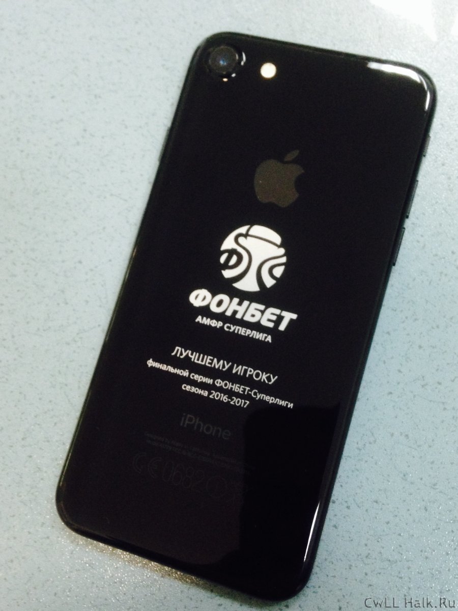 Гравировка на iPhone 7